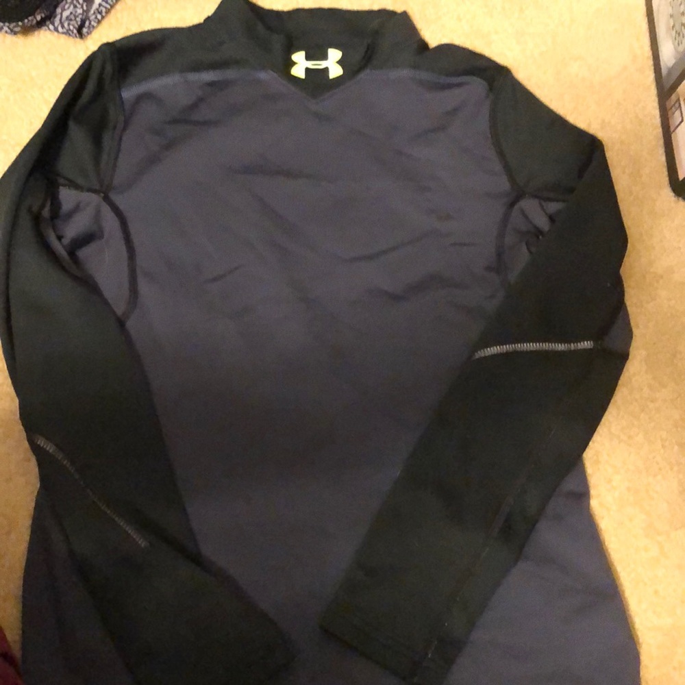 Boys UA cold gear